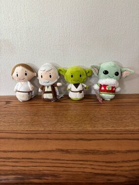 HALLMARK Itty Bittys Disney Star Wars Yoda Luke Obi-Wan Grogu Plush Figures